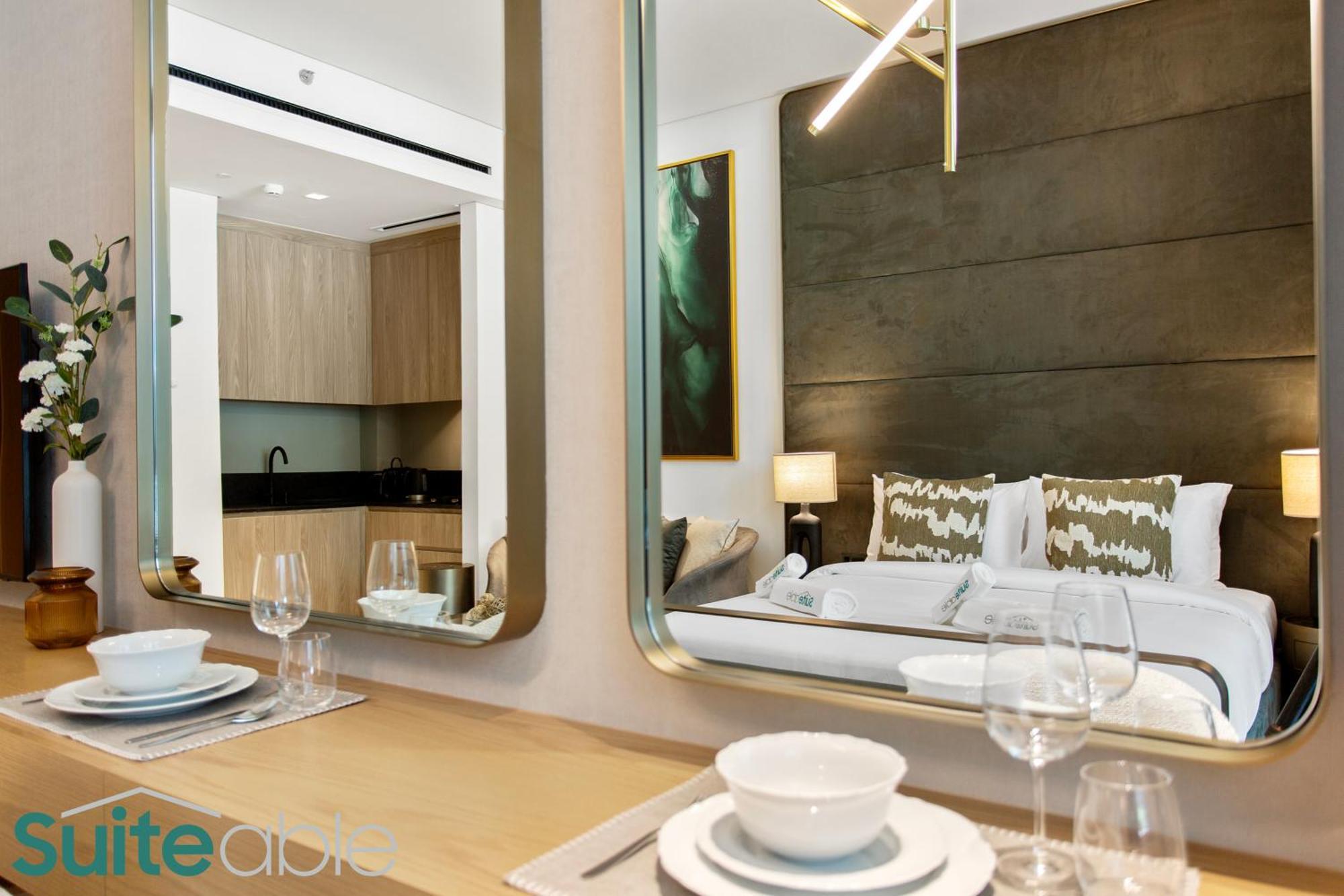 Chic With Pool Access In The Autograph Apartment *